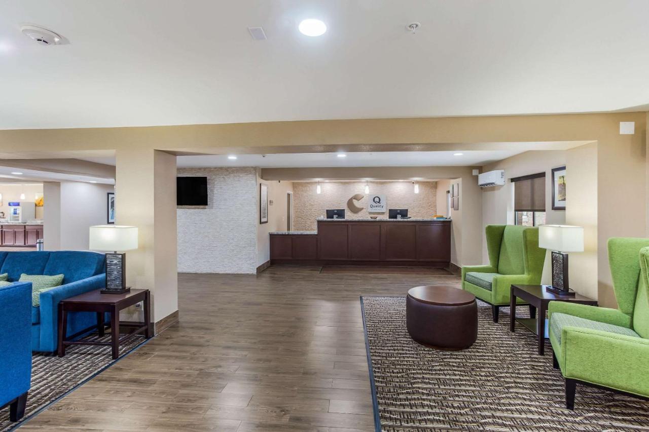 Quality Inn Чарлстън Екстериор снимка
