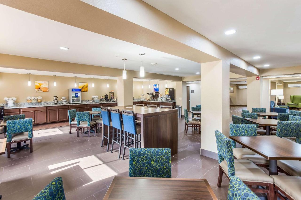Quality Inn Чарлстън Екстериор снимка
